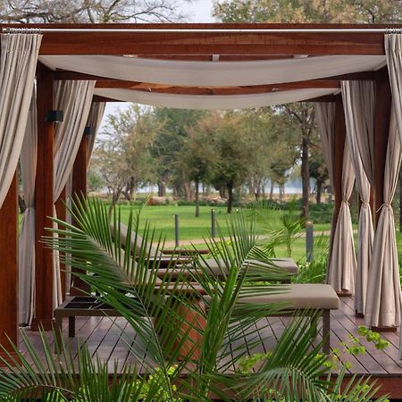 Radisson Blu Mosi-Oa-Tunya Livingstone Resort Eksteriør billede