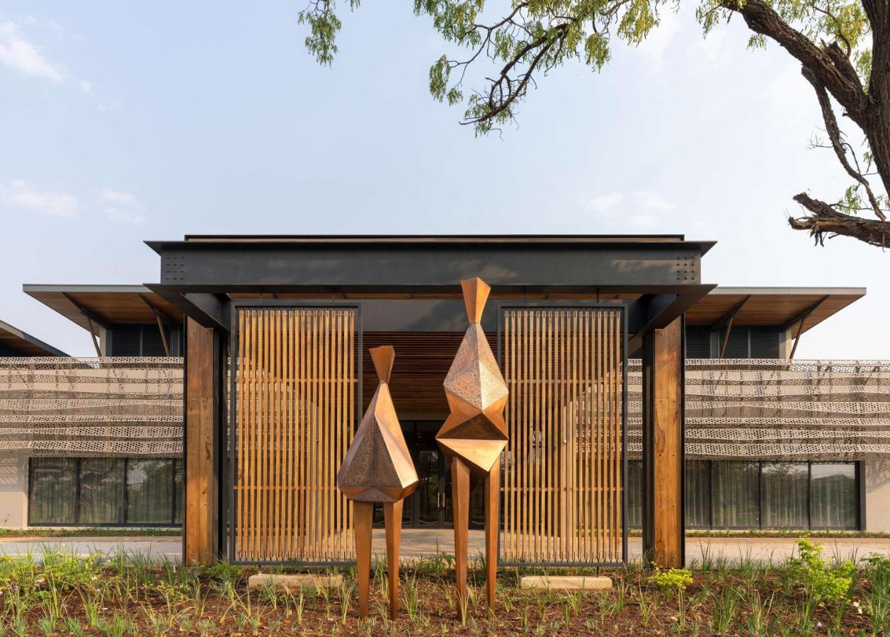 Radisson Blu Mosi-Oa-Tunya Livingstone Resort Eksteriør billede