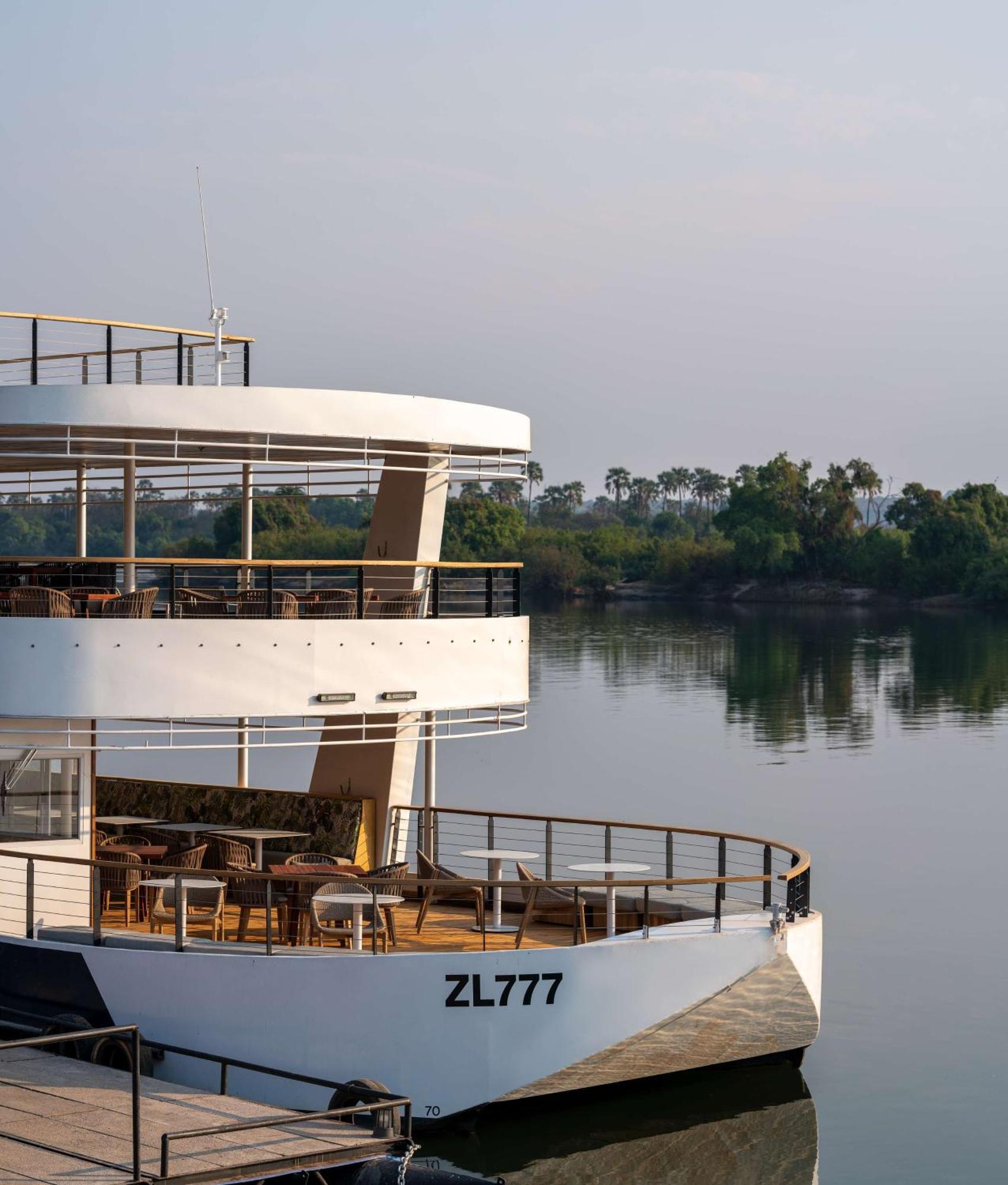 Radisson Blu Mosi-Oa-Tunya Livingstone Resort Eksteriør billede